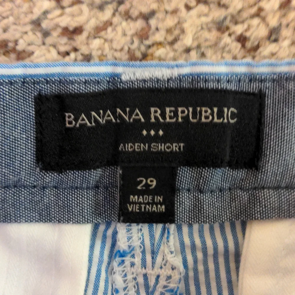 BANANA REPUBLIC Men's shorts - 29